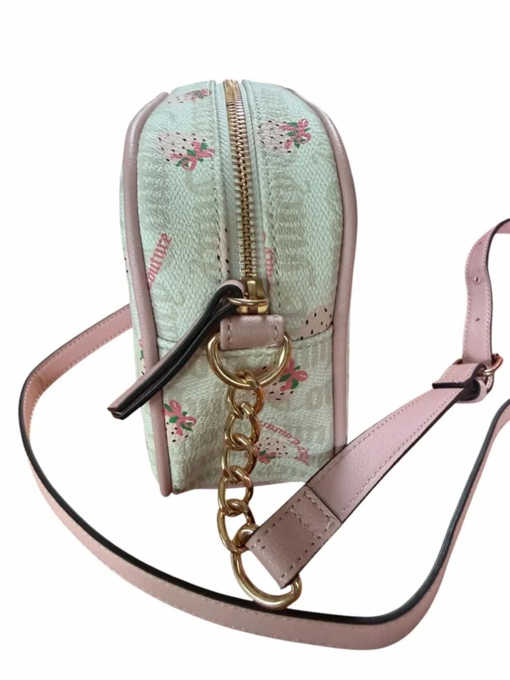 NWT Juicy Couture Berry Sweet Camera Bag Crossbody White Crystal Strawberry - Picture 3 of 8